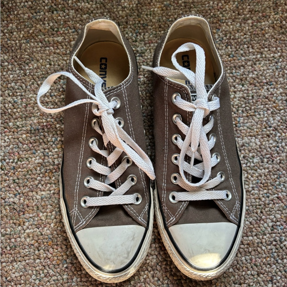 Converse Low Top Sneakers